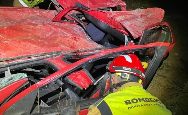 ياربي السلامة والله يرحمهم وفاجعة هدي… وفاة شابين ينحدران من زايو في حادث انقلاب سيارة بإسبانيا