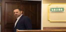 وزير إسباني سابق في السجن لأول مرة رغم حصانته البرلمانية