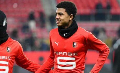 آيت بودلال يخرج عن صمته ويتفاعل مع استدعائه للمشاركة في كأس أمم إفريقيا 2025