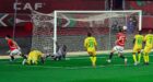مصر تقلب الطاولة على زيمبابوي وتفوز في الوقت القاتل من المباراة