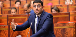 وزير الاتصال يعلن عن قرب فرض قوانين و قواعد صارمة على رواد مواقع التواصل الاجتماعي والمنصات الرقمية في المغرب