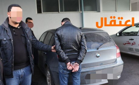 جاب الربحة… شدو مهاجر مغربي بميناء بني أنصار مهرب كمية كبيرة من الذهب ومخبيها بطريقة محترفة فالطوموبيل ديالو