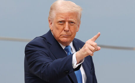 بعد فنزويلا وإيران.. ترامب يتوعد بـ”إخضاع” دولة جديدة