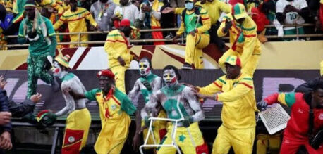 18 مشجعاً سنغالياً يواجهون أحكاما حبسية نهائية بعد أحداث الشغب بنهائي الكان