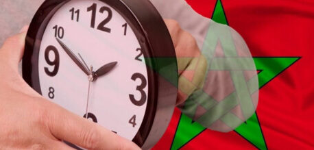 نقاش الساعة الإضافية يشتعل.. خبراء وصحة المجتمع يحذرون من آثار التوقيت الصيفي المستمر على المغاربة