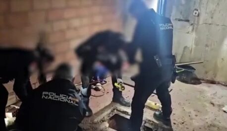 تفاصيل التحقيقات والتسجيلات المسربة لشبكة تهريب المخدرات بين المغرب وإسبانيا