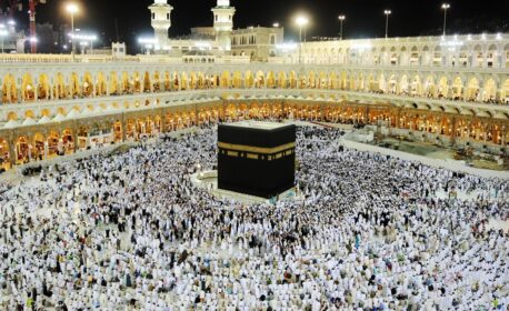 مهم للحجاج المغاربة.. السعودية تفرض غرامات تصل لـ 100 ألف ريال