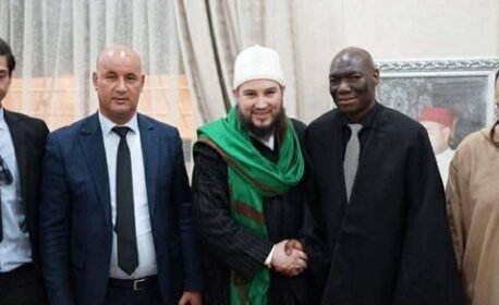 الدبلوماسية الروحية.. زيارة القائم بأعمال سفارة جنوب إفريقيا للزاوية القادرية البودشيشية بمداغ